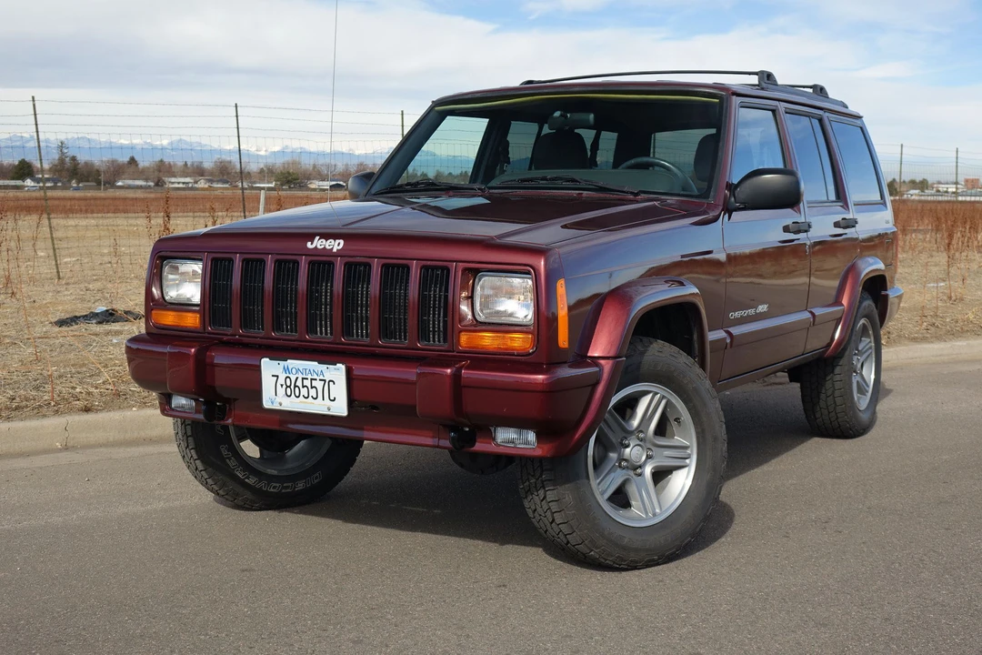 2000 Jeep XJ Cherokee - Image 3 of 31