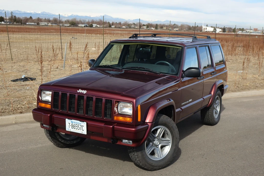 2000 Jeep XJ Cherokee - Image 4 of 31