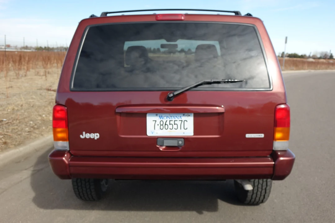 2000 Jeep XJ Cherokee - Image 12 of 31