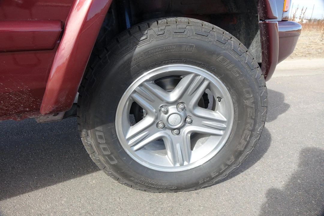 2000 Jeep XJ Cherokee - Image 30 of 31