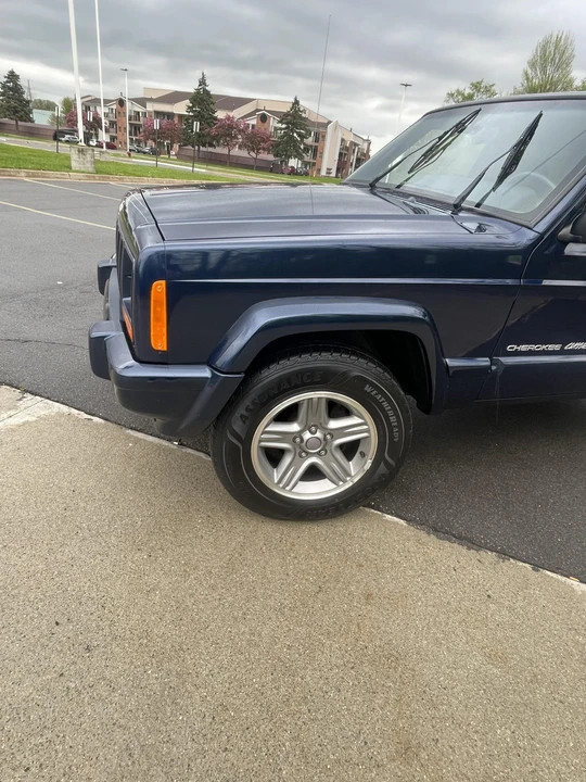 2000 Jeep XJ Cherokee - Image 12 of 31