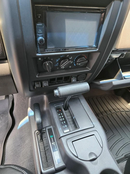 2000 Jeep XJ Cherokee - Image 23 of 31