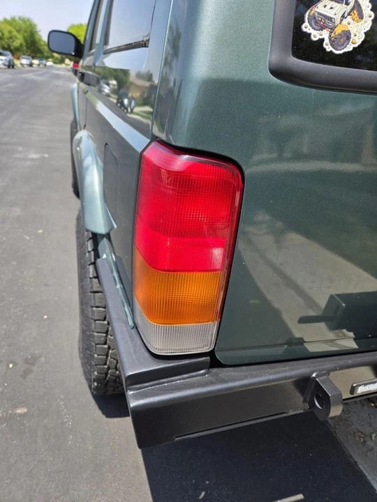 2000 Jeep XJ Cherokee - Image 10 of 31