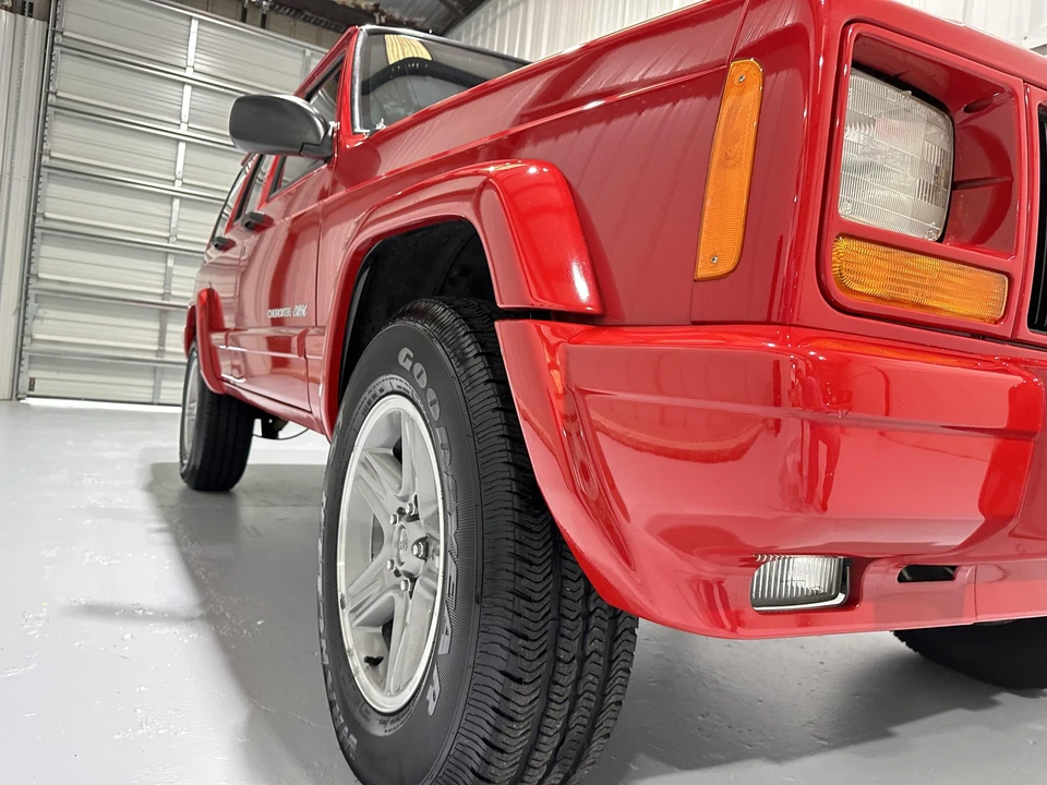 2000 Jeep XJ Cherokee - Image 17 of 31