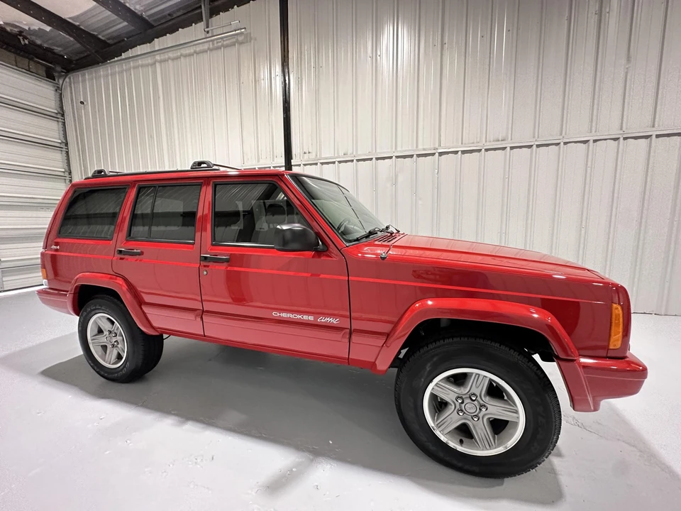 2000 Jeep XJ Cherokee - Image 9 of 31