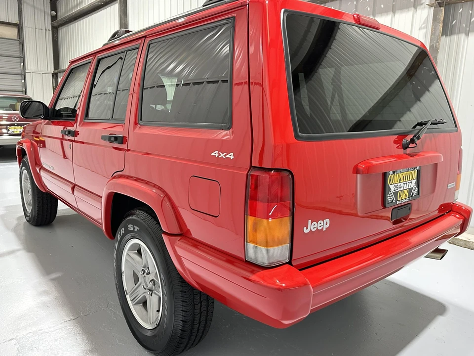 2000 Jeep XJ Cherokee - Image 13 of 31