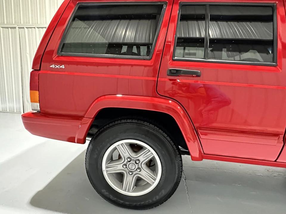2000 Jeep XJ Cherokee - Image 27 of 31