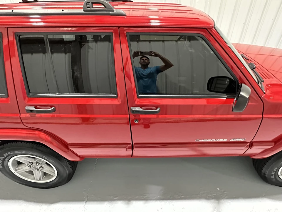 2000 Jeep XJ Cherokee - Image 25 of 31