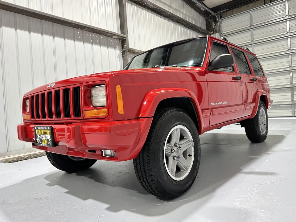 2000 Jeep XJ Cherokee - Image 3 of 31