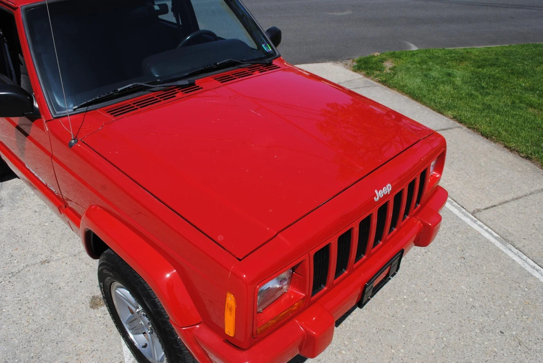 2000 Jeep XJ Cherokee - Image 14 of 31