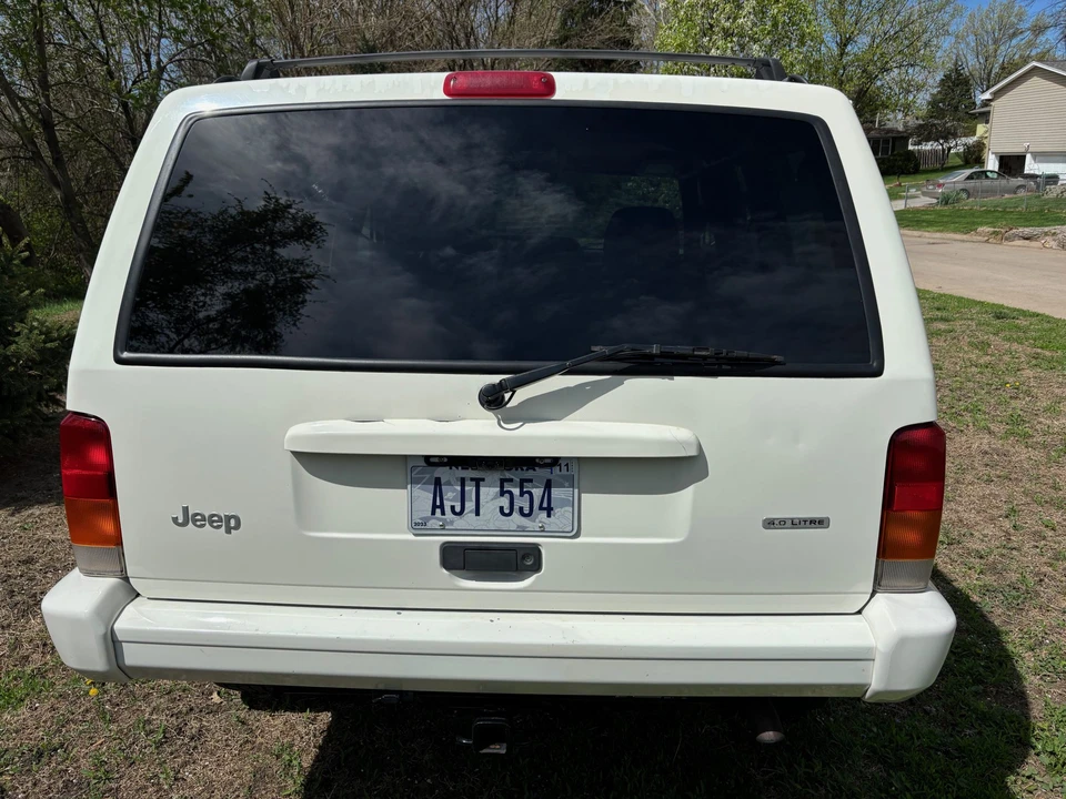2000 Jeep XJ Cherokee - Image 20 of 31
