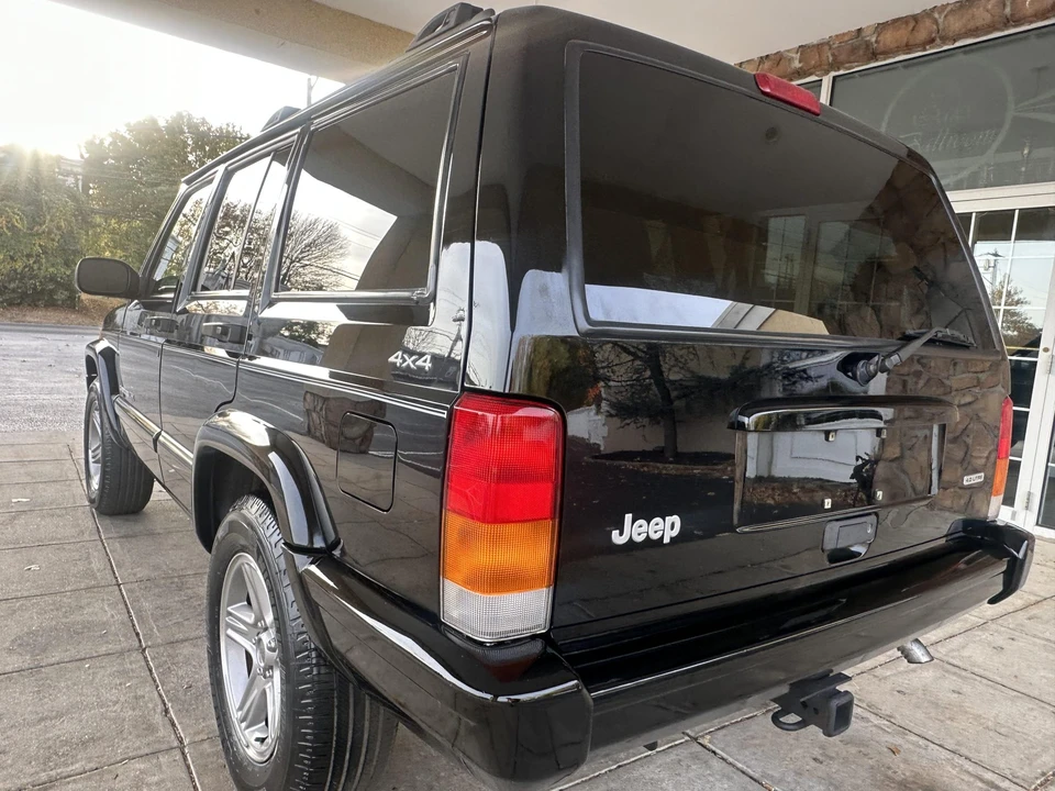 2000 Jeep XJ Cherokee - Image 25 of 31