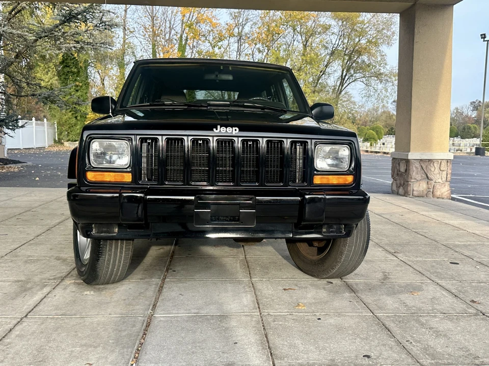 2000 Jeep XJ Cherokee - Image 14 of 31