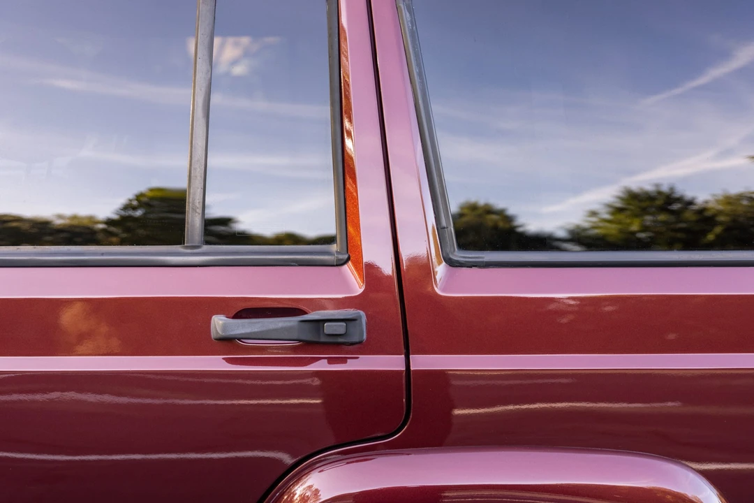 2000 Jeep XJ Cherokee - Image 17 of 31