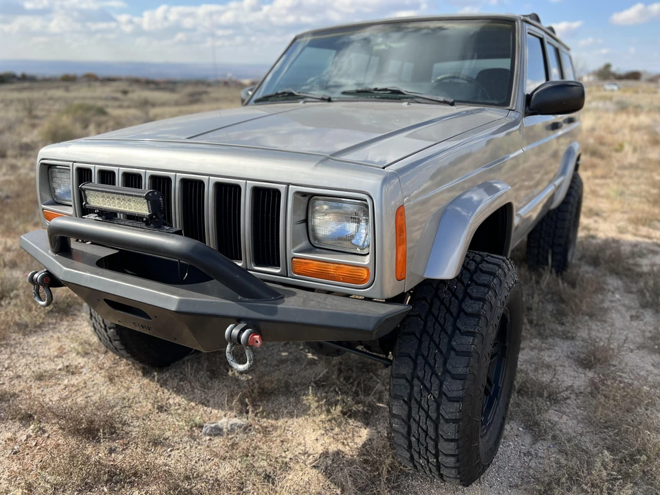 2000 Jeep XJ Cherokee - Image 9 of 31