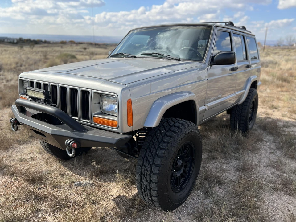 2000 Jeep XJ Cherokee - Image 14 of 31