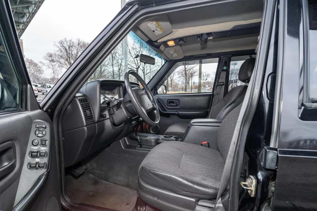 2000 Jeep XJ Cherokee - Image 30 of 31
