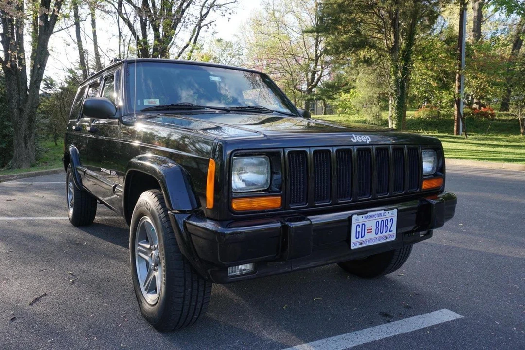 2000 Jeep XJ Cherokee - Image 24 of 31