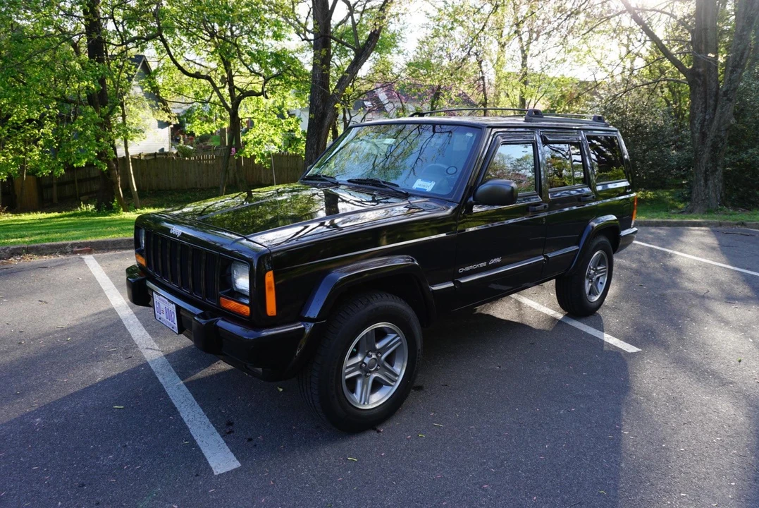 2000 Jeep XJ Cherokee - Image 12 of 31