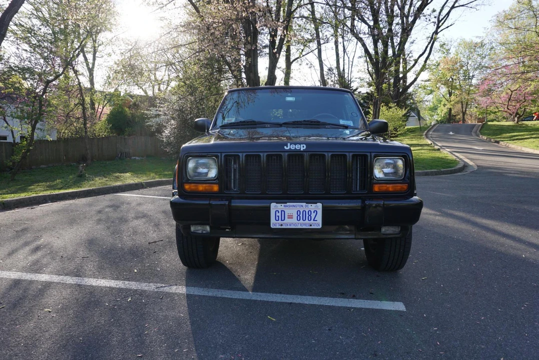 2000 Jeep XJ Cherokee - Image 6 of 31