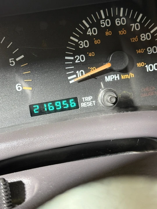 2000 Jeep XJ Cherokee - Image 25 of 31