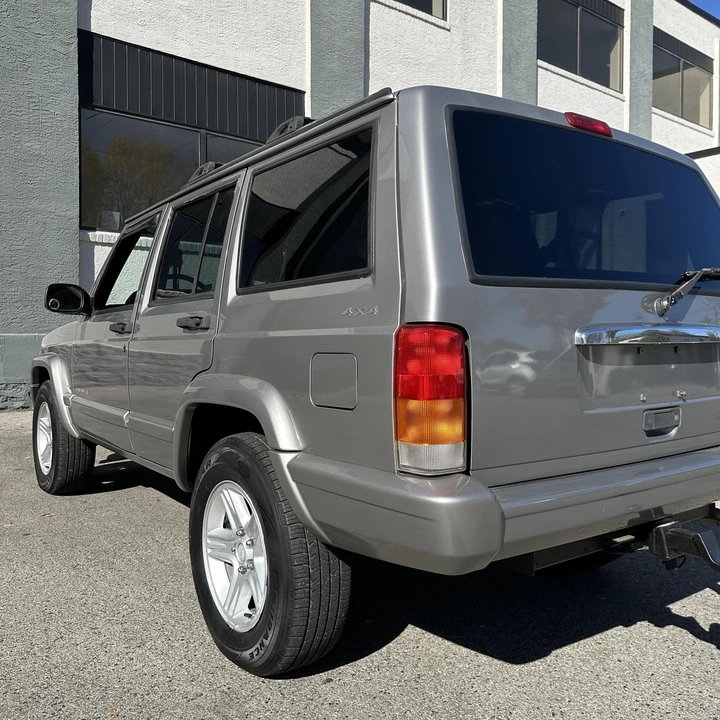 2000 Jeep XJ Cherokee - Image 6 of 12