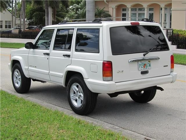 2000 Jeep XJ Cherokee - Image 5 of 12