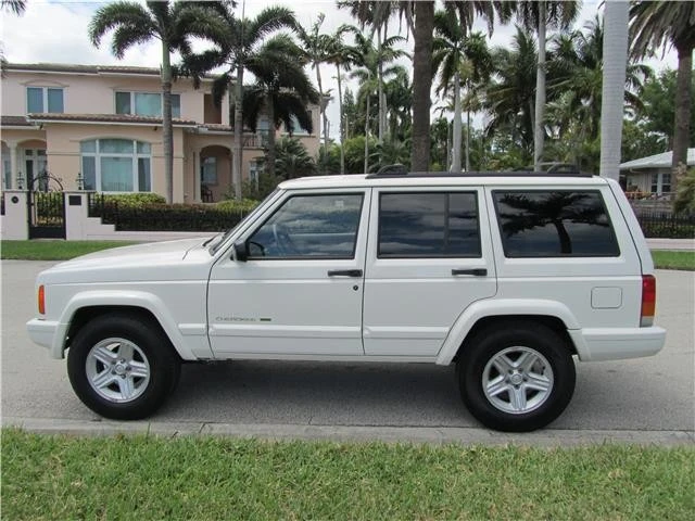 2000 Jeep XJ Cherokee - Image 7 of 12