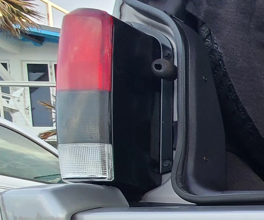 2000 Jeep XJ Cherokee - Image 27 of 31