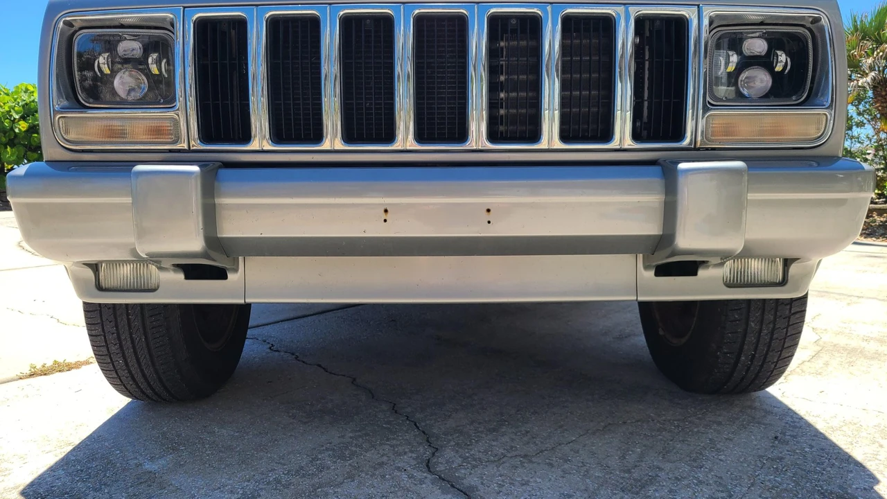 2000 Jeep XJ Cherokee - Image 24 of 31