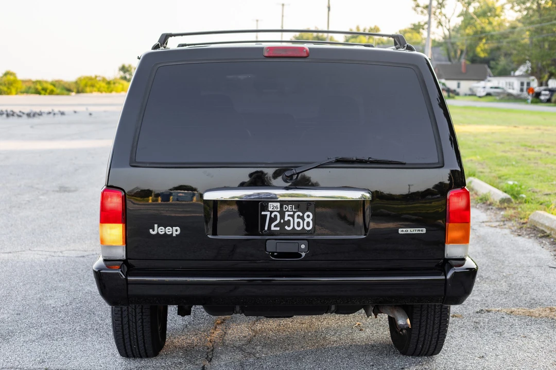 2000 Jeep XJ Cherokee - Image 18 of 31