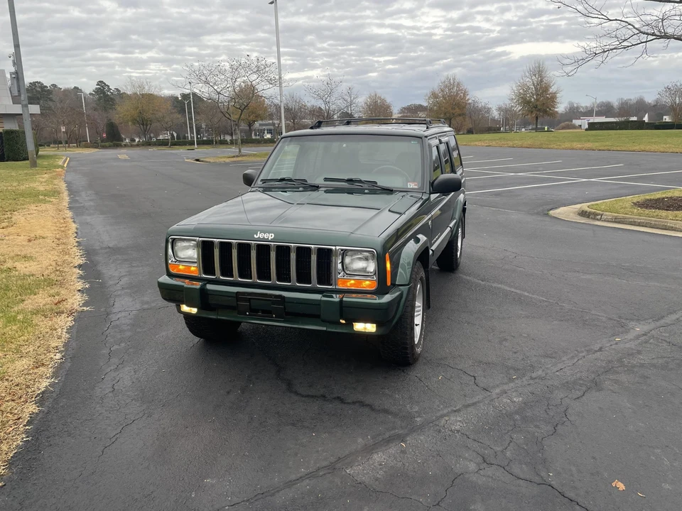 2000 Jeep XJ Cherokee - Image 8 of 31