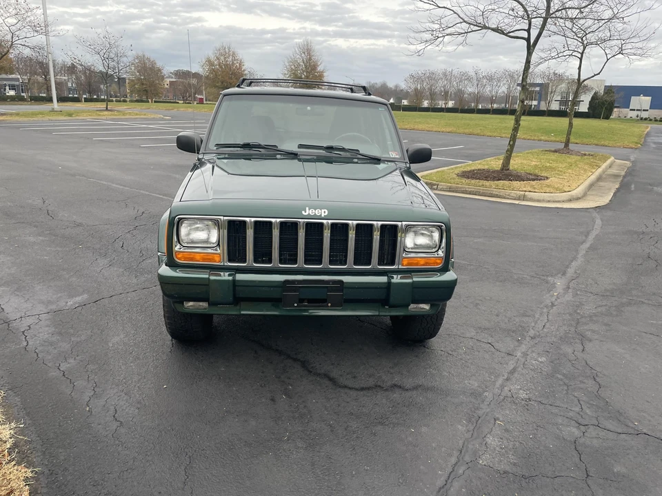2000 Jeep XJ Cherokee - Image 5 of 31