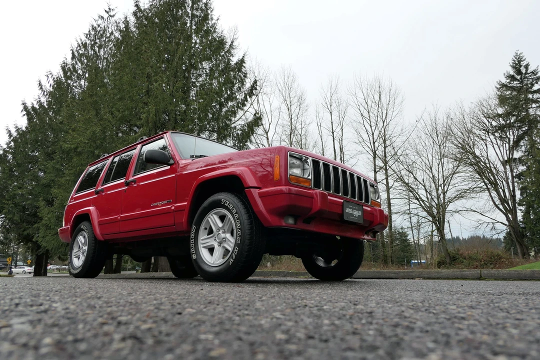 2000 Jeep XJ Cherokee - Image 17 of 31