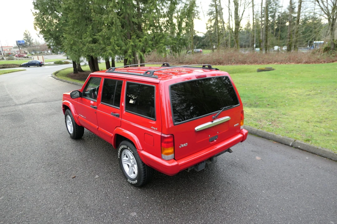 2000 Jeep XJ Cherokee - Image 9 of 31