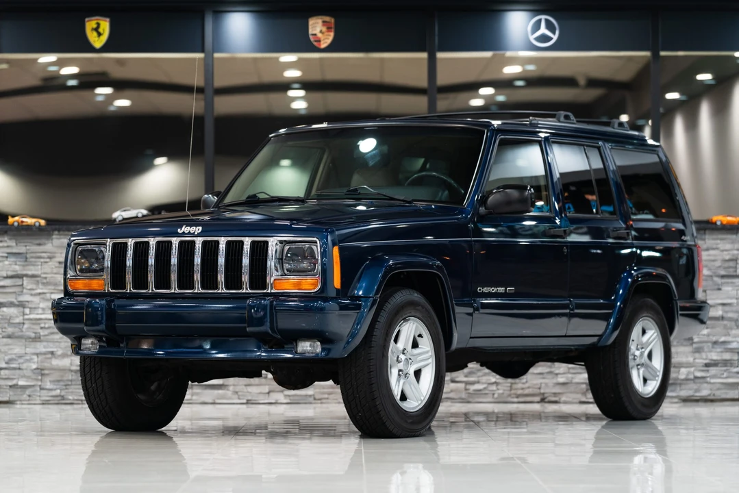 2000 Jeep XJ Cherokee - Image 19 of 31