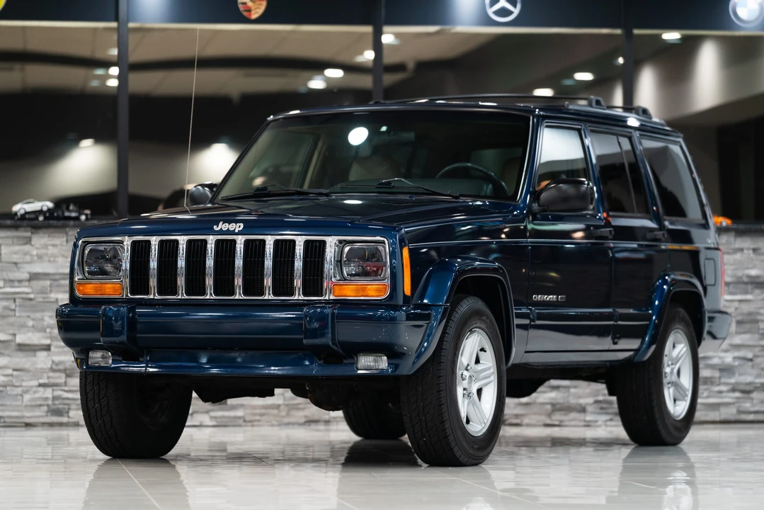 2000 Jeep XJ Cherokee - Image 8 of 31