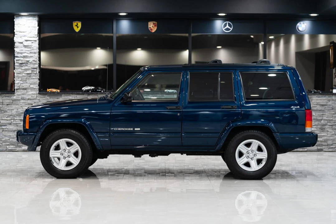 2000 Jeep XJ Cherokee - Image 26 of 31