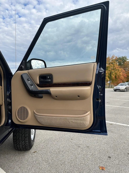 2000 Jeep XJ Cherokee - Image 25 of 31