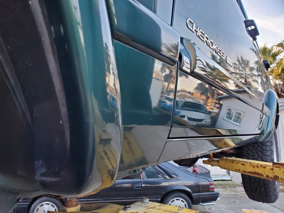 2000 Jeep XJ Cherokee - Image 29 of 31