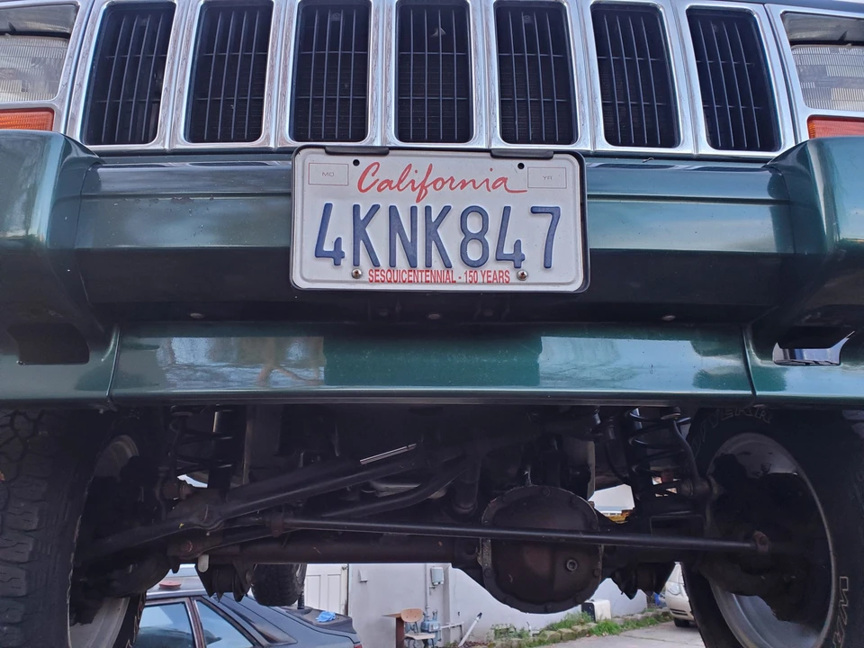 2000 Jeep XJ Cherokee - Image 24 of 31