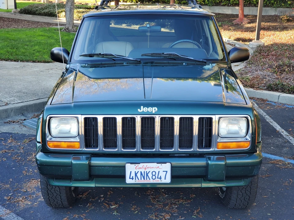 2000 Jeep XJ Cherokee - Image 11 of 31