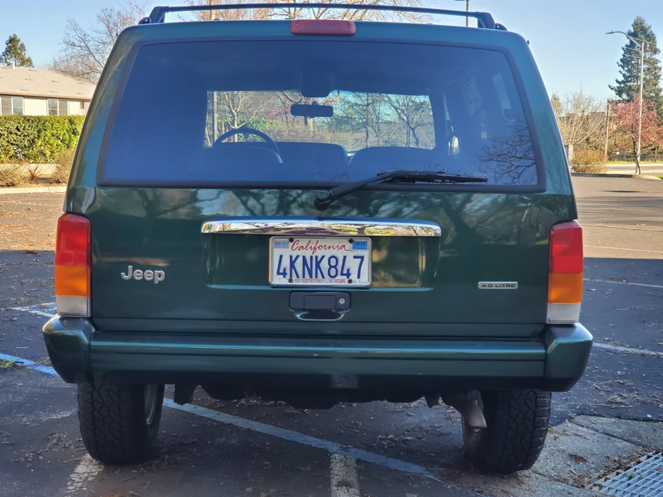 2000 Jeep XJ Cherokee - Image 7 of 31
