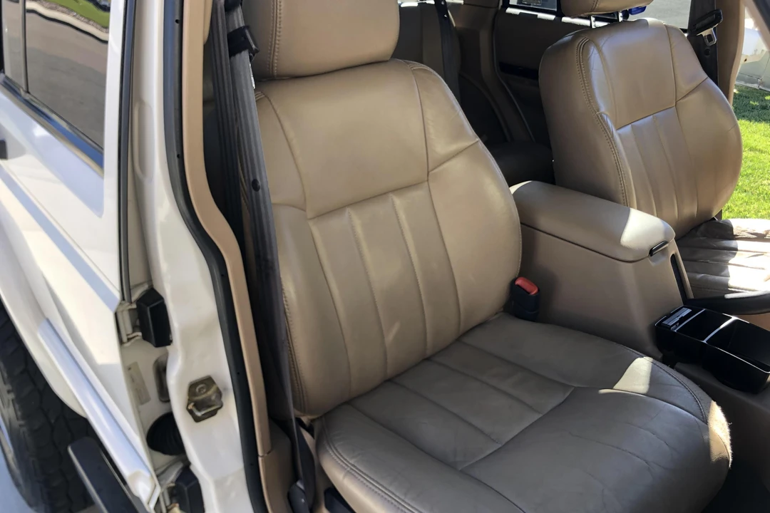 2000 Jeep XJ Cherokee - Image 11 of 14