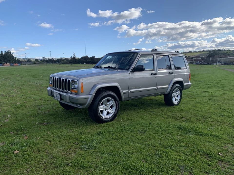 2000 Jeep XJ Cherokee - Image 21 of 31