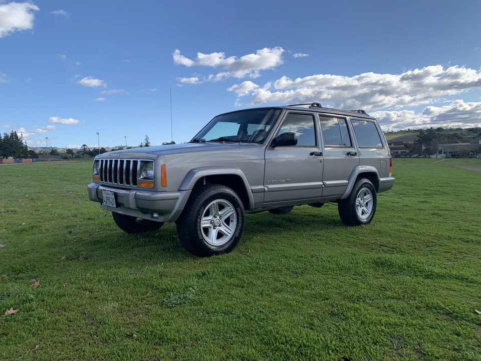 2000 Jeep XJ Cherokee - Image 20 of 31