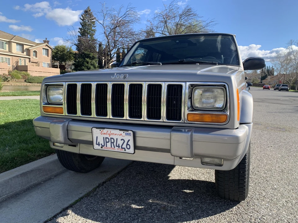 2000 Jeep XJ Cherokee - Image 12 of 31