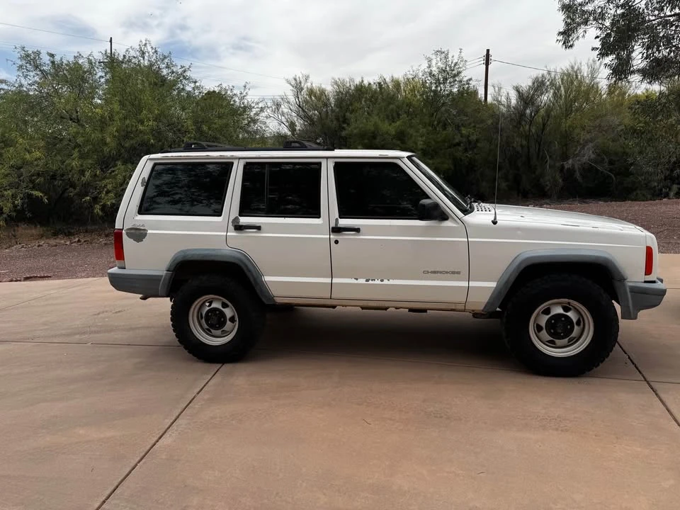 2000 Jeep XJ Cherokee - Image 3 of 3