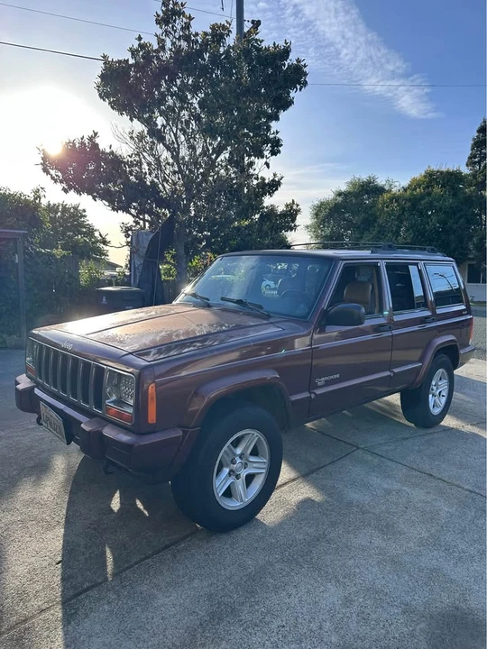 2000 Jeep XJ Cherokee - Image 3 of 8