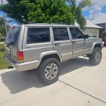 2000 Jeep Cherokee Limited Sport Utility 4D